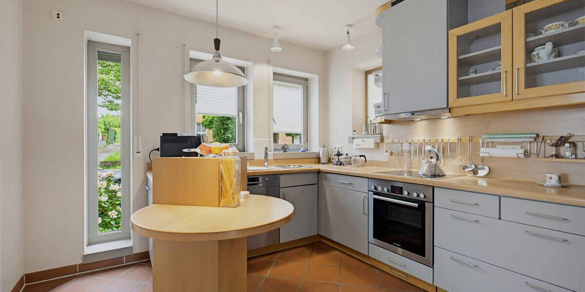 Einfamilienhaus Karlsruhe / Grünwettersbach Grünwettersbach - 8 Zimmer, 184 m&sup2;, 975.000&euro; | Angebot:26730709