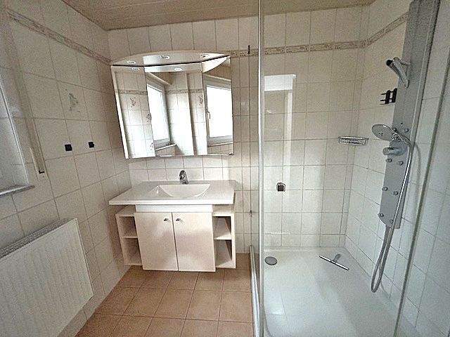 Etagenwohnung Birkenfeld - 4 Zimmer, 82 m&sup2;, 850&euro; | Angebot:24857116