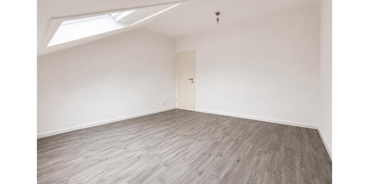 Dachgeschoßwohnung Rastatt - 2 Zimmer, 53 m&sup2;, 175.000&euro; | Angebot:26957498