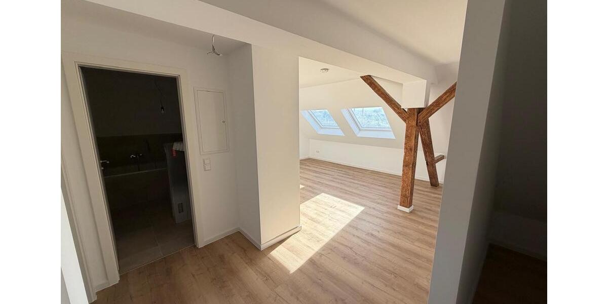 Maisonettenwohnung Bruchsal - 4 Zimmer, 103 m&sup2;, 1.300&euro; | Angebot:26548677