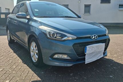 Hyundai i20 107.000 km 9.250 &euro; Neupotz 76777