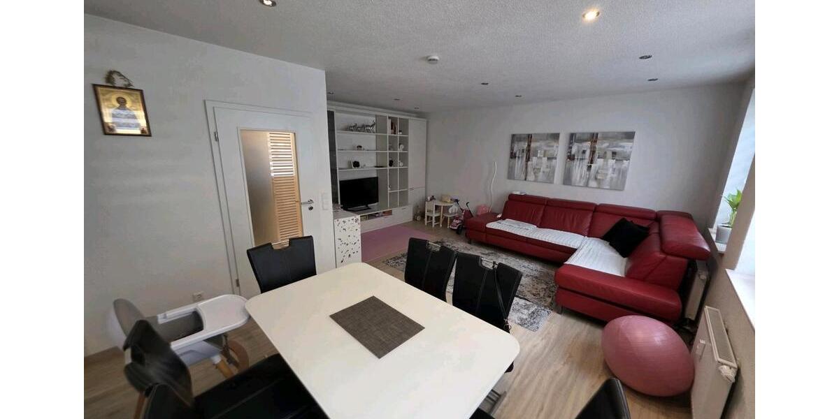 Attraktive 2,5-Zimmer Wohnung mit Terrasse in Rastatt 2.5 zimmer