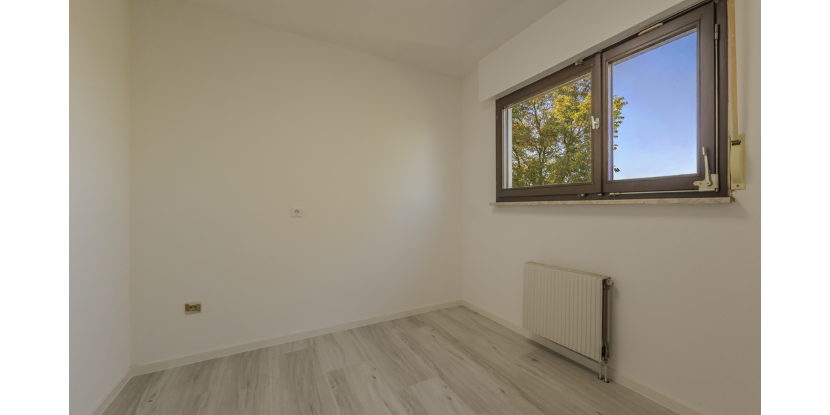 Etagenwohnung Pforzheim Brötzingen - 4 Zimmer, 99 m&sup2;, 950&euro; | Angebot:26386903