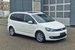 VW Touran Style BMT 7 Sitzer Klimaautomatik NAVI 269.000 km 6.799 &euro; Landau 76829