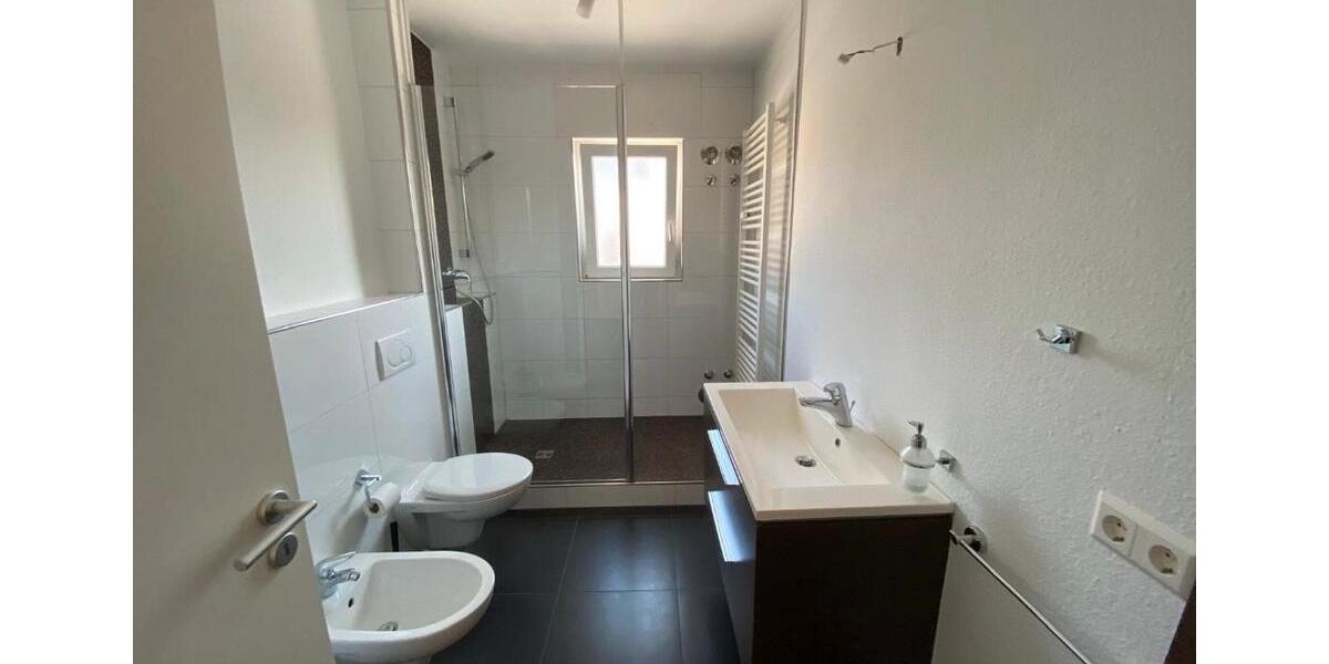 Etagenwohnung Karlsruhe Neureut - 3 Zimmer, 110 m&sup2;, 1.400&euro; | Angebot:24762121