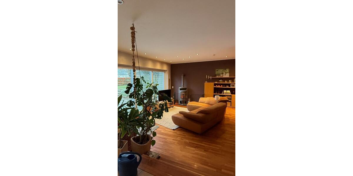 Einfamilienhaus Wörth am Rhein - 13 Zimmer, 340 m&sup2;, 870.000&euro; | Angebot:26824991