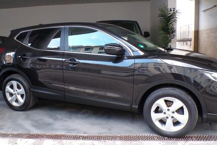 Nissan Qashqai 144.000 km 9.490 &euro; Pforzheim 75172