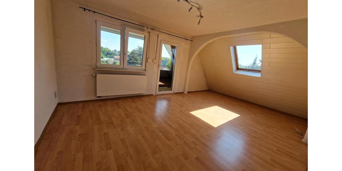 Etagenwohnung Bretten - 3 Zimmer, 95 m&sup2;, 1.100&euro; | Angebot:26411652