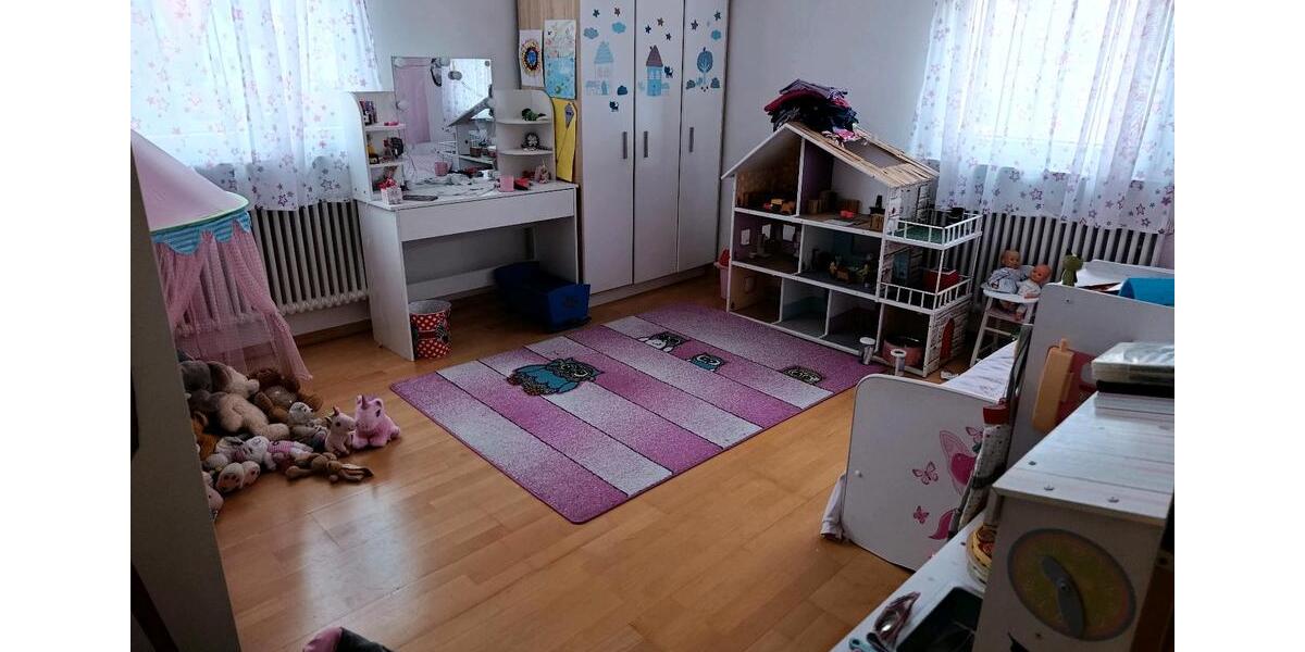 Mehrfamilienhaus, Wohnhaus Pfinztal - 9 Zimmer, 210 m&sup2;, 660.000&euro; | Angebot:26083230