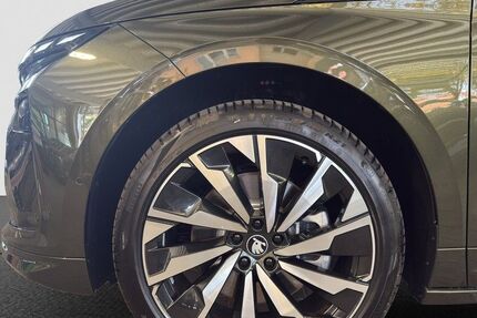 Skoda Enyaq 7.000 km 50.290 &euro; Karlsruhe 76131