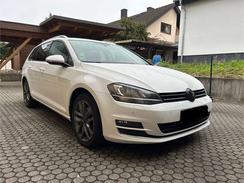 VW Golf 114.000 km 12.490 € Karlsdorf-Neuthard 76689