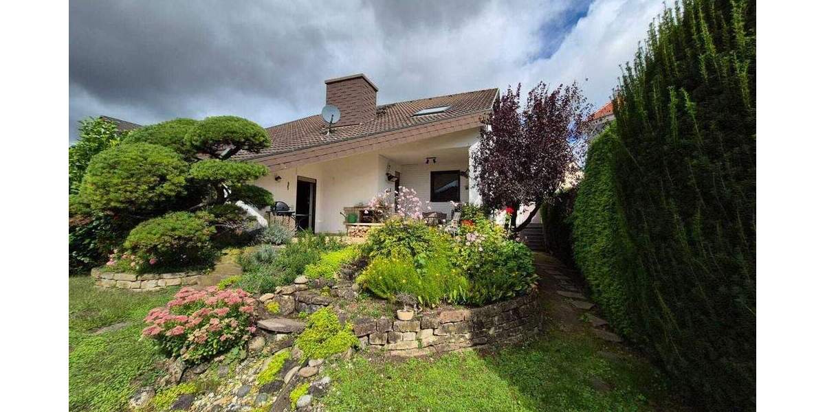 Einfamilienhaus Bretten Gölshausen - 7 Zimmer, 216 m&sup2;, 770.000&euro; | Angebot:25776304