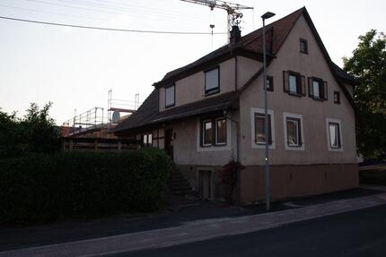 Haus Straubenhardt - 6 Zimmer, 134 m&sup2;, 245.000&euro; | Angebot:25986816