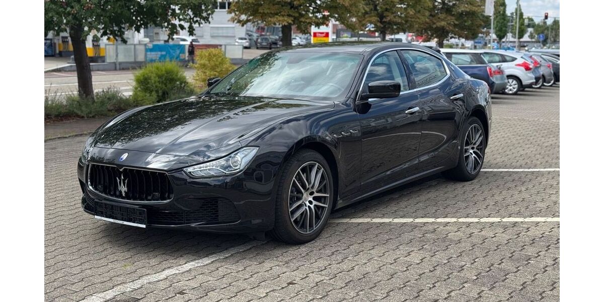 Maserati Ghibli 79.000 km 24.990 &euro; Bad Schönborn 76669