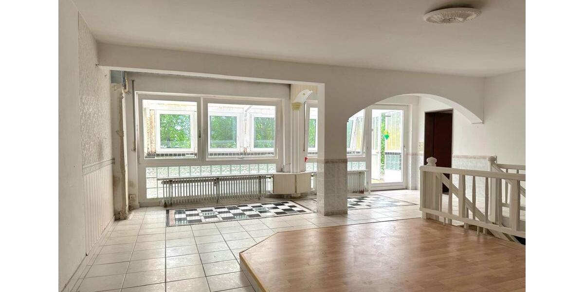 Gartenwohnung (3,5 Zimmer) mit Potenzial in Birkenfeld zimmer