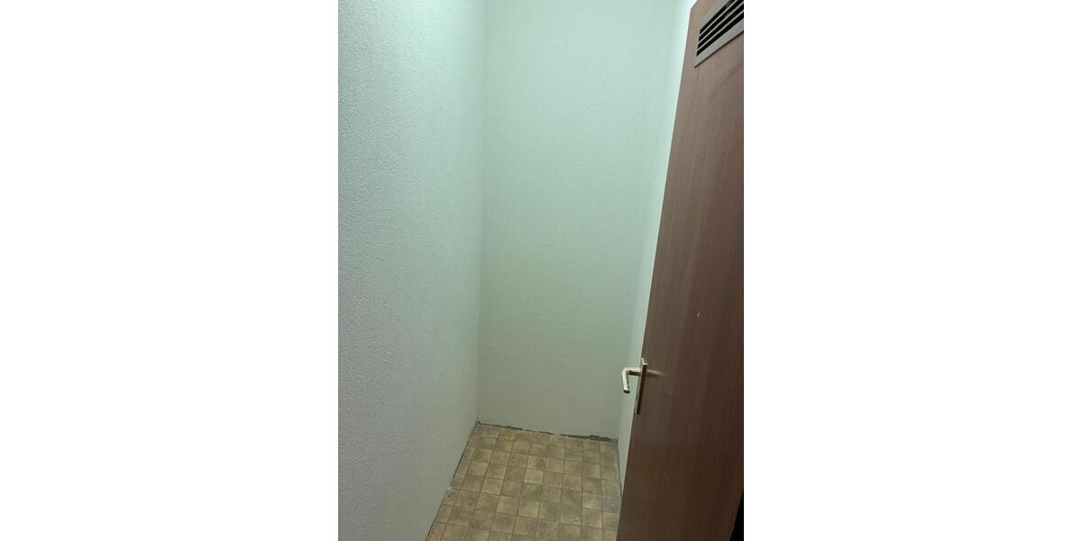Etagenwohnung Pforzheim Nordstadt - 2 Zimmer, 52 m&sup2;, 160.000&euro; | Angebot:25632816