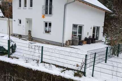 Haus Baden-Baden Baden - 4 Zimmer, 146 m&sup2;, 1.450&euro; | Angebot:24473269