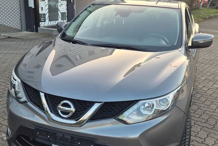 Nissan Qashqai 74.000 km 11.500 &euro; KARLSRUHE 76135