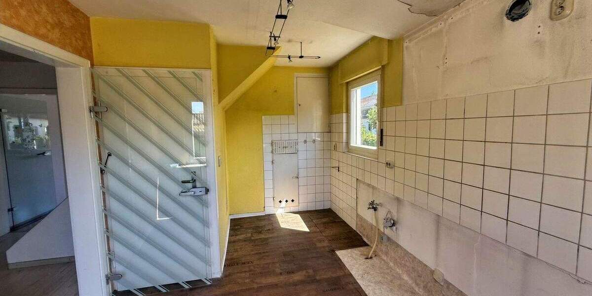 Reihenendhaus Ettlingen - 4 Zimmer, 110 m&sup2;, 300.000&euro; | Angebot:24270389