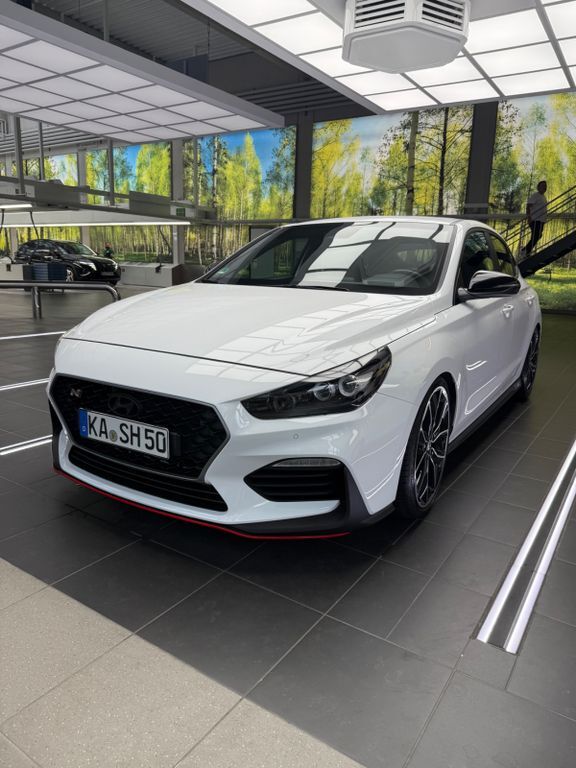 Hyundai i30 72.500 km 21.200 € Ubstadt-Weiher 76698