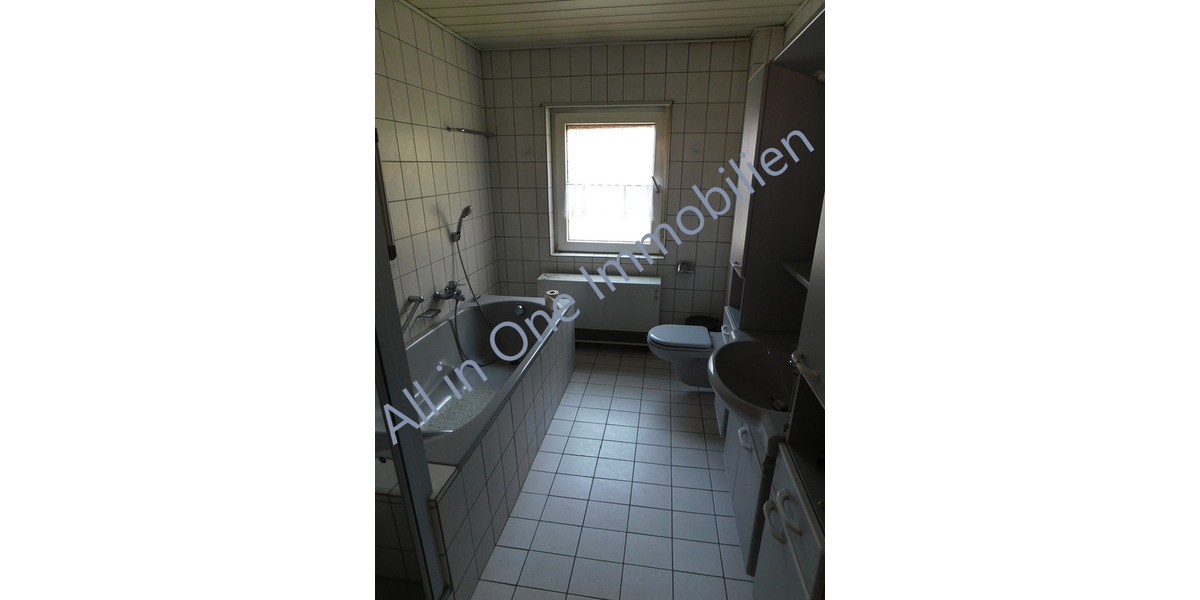 Einfamilienhaus Ubstadt-Weiher Weiher - 6 Zimmer, 125 m&sup2;, 299.000&euro; | Angebot:25697644