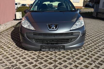 Peugeot 207 130.000 km 2.500 &euro; Engelsbrand 75331