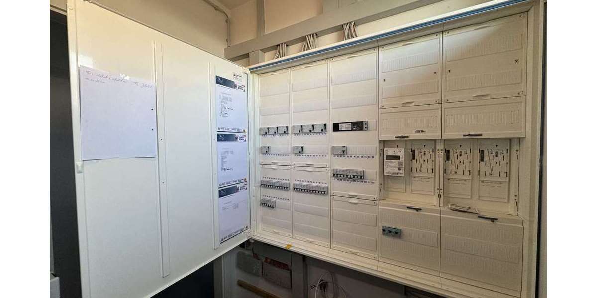 Investieren im Silberstreifen: Wohn-Gewerbeimmobilie mit Garten, Garage & Flexibilitä - Gewerbeobjekt Rheinstetten | Angebot:20367430