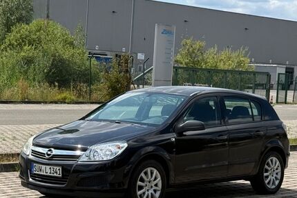 Opel Astra 125.000 km 1.899 &euro; Kandel 76870