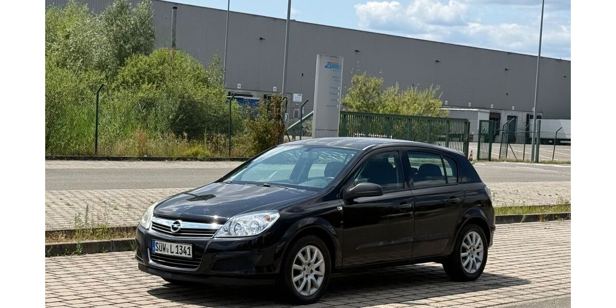 Opel Astra 125.000 km 1.899 &euro; Kandel 76870