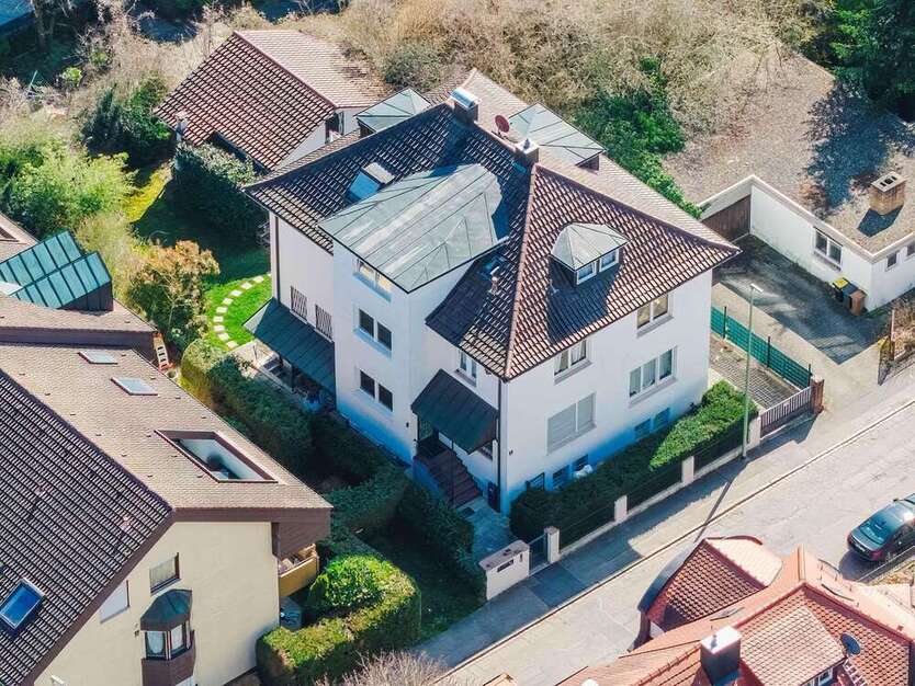 Haus zum Kaufen in Pforzheim 1.250.000 € 400 m²