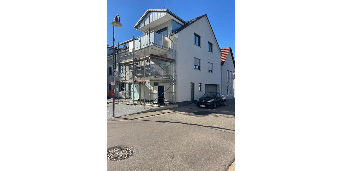 Etagenwohnung Steinweiler - 4 Zimmer, 112 m&sup2;, 1.395&euro; | Angebot:26481102