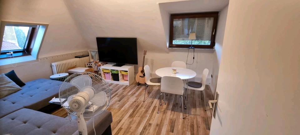Dachgeschoßwohnung Pforzheim Brötzingen - 3 Zimmer, 53 m&sup2;, 950&euro; | Angebot:25262527