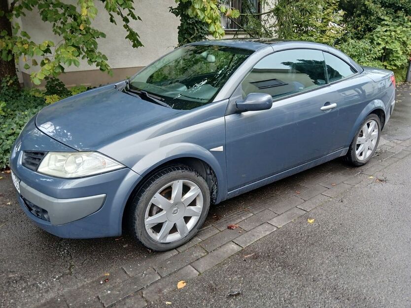 Renault Megane 152.000 km 2.000 € Baden-Württemberg - Singen 78224