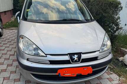 Peugeot 807