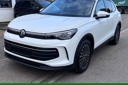 VW Tiguan 13.350 km 33.915 € Knittlingen 75438