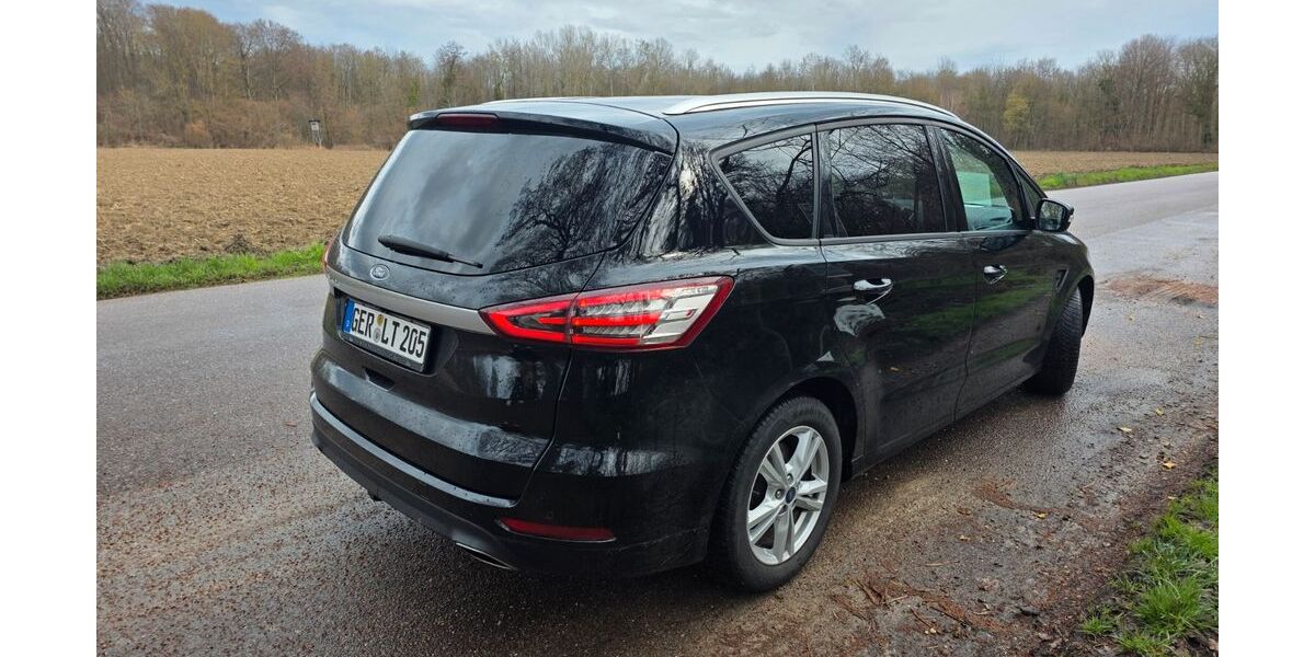 Ford S-Max 148.500 km 14.100 &euro; Neuburg 76776