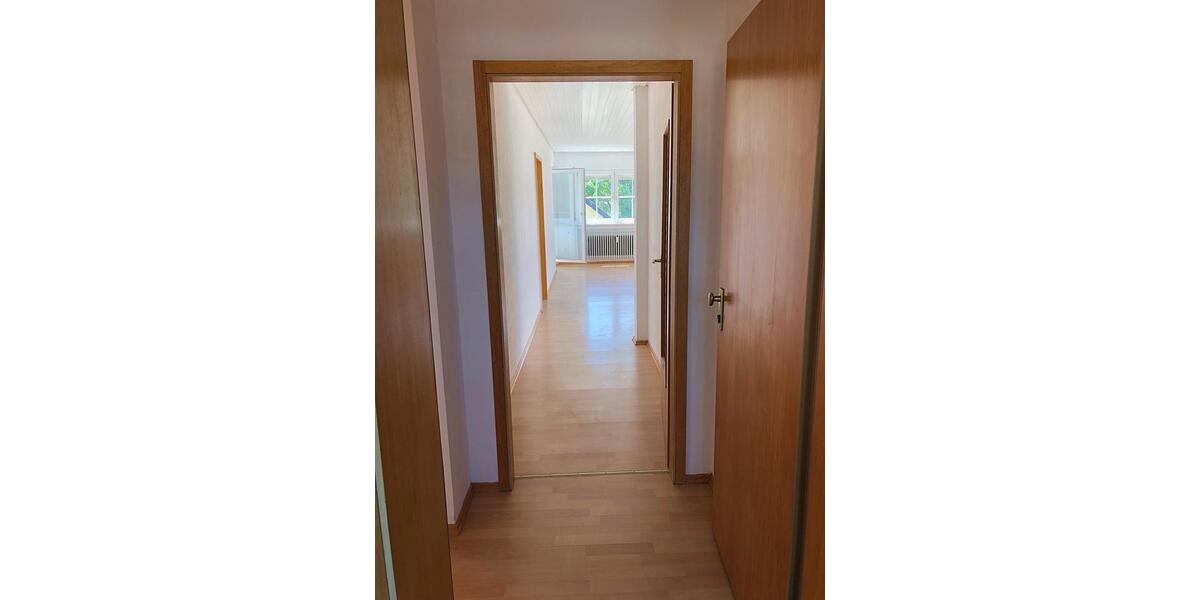 Lichtdurchflutete Wohnung mit Wintergarten & modernem Schnitt 3 zimmer