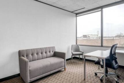 All-inclusive-Zugang zu professionellen Büroräumen für 2 Personen in Regus KARLSRUHE, Rondellplatz zimmer