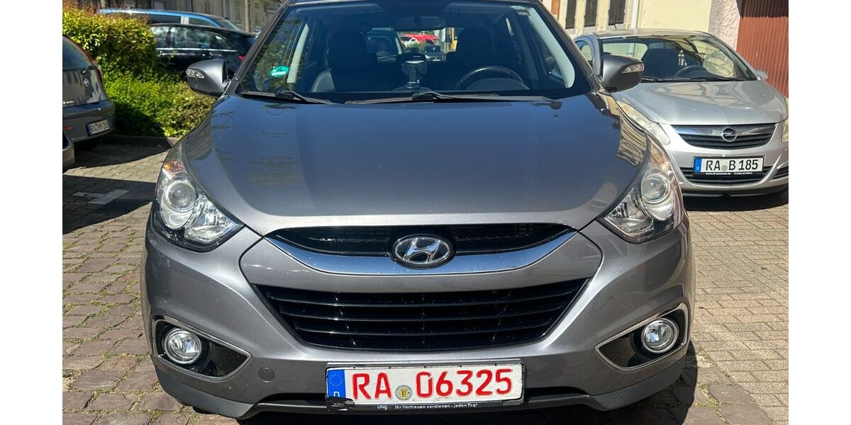 Hyundai ix35 188.000 km 4.990 &euro; Rastatt 76437