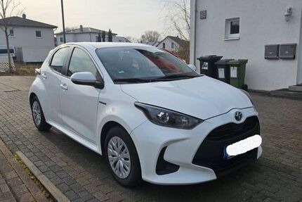 Toyota Yaris 26.800 km 17.500 &euro; Offenbach an der Queich 76877