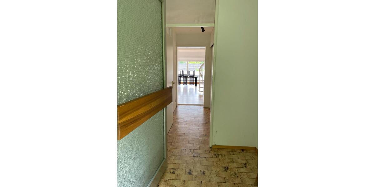 Maisonettenwohnung Karlsruhe Durlach - 6 Zimmer, 180 m&sup2;, 2.000&euro; | Angebot:26432839