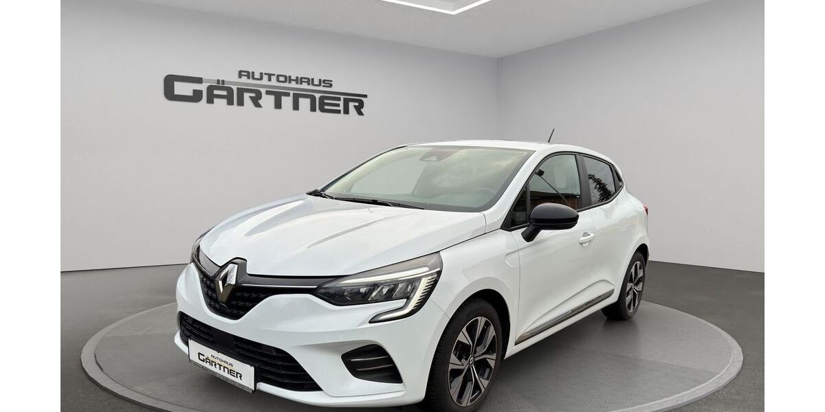 Renault Clio 7.200 km 14.980 &euro; Bretten 75015