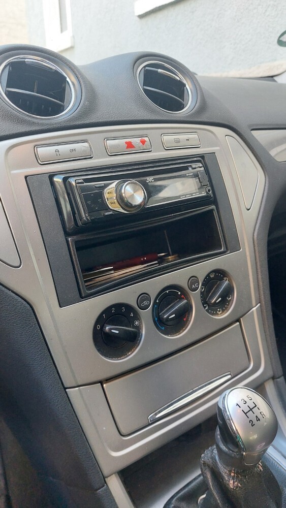 Mondeo