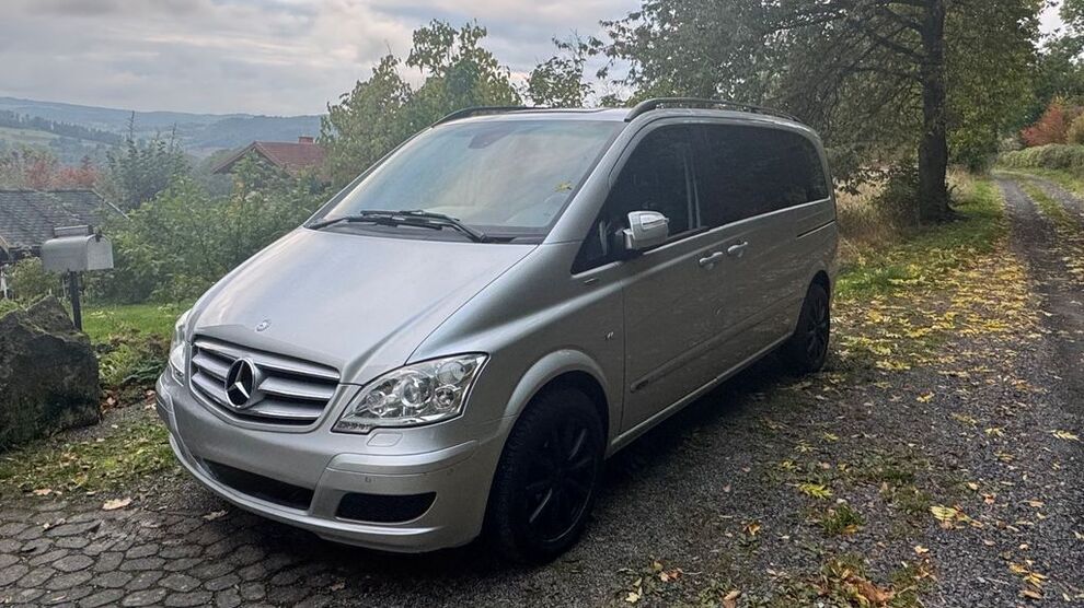 Mercedes-Benz Viano 220.000 km 16.300 € Karlsruhe 76137