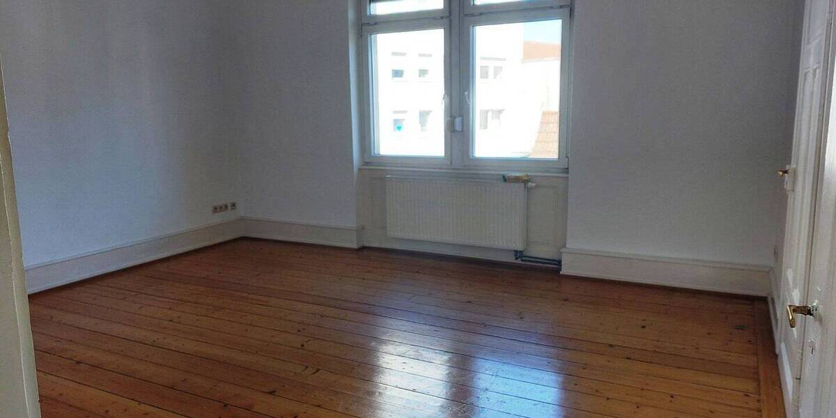 Etagenwohnung Karlsruhe Innenstadt-West - 2 Zimmer, 87 m&sup2;, 800&euro; | Angebot:26127615