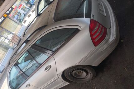 Mercedes-Benz C 180 299.000 km 800 &euro; Maulbronn 75433