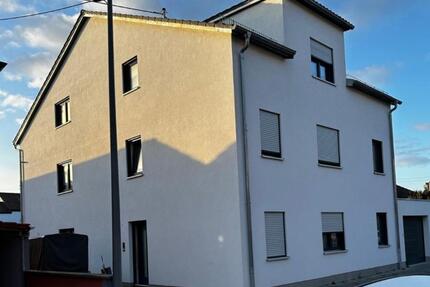 Wohnung Hagenbach - 3 Zimmer, 88 m&sup2;, 1.050&euro; | Angebot:25297695