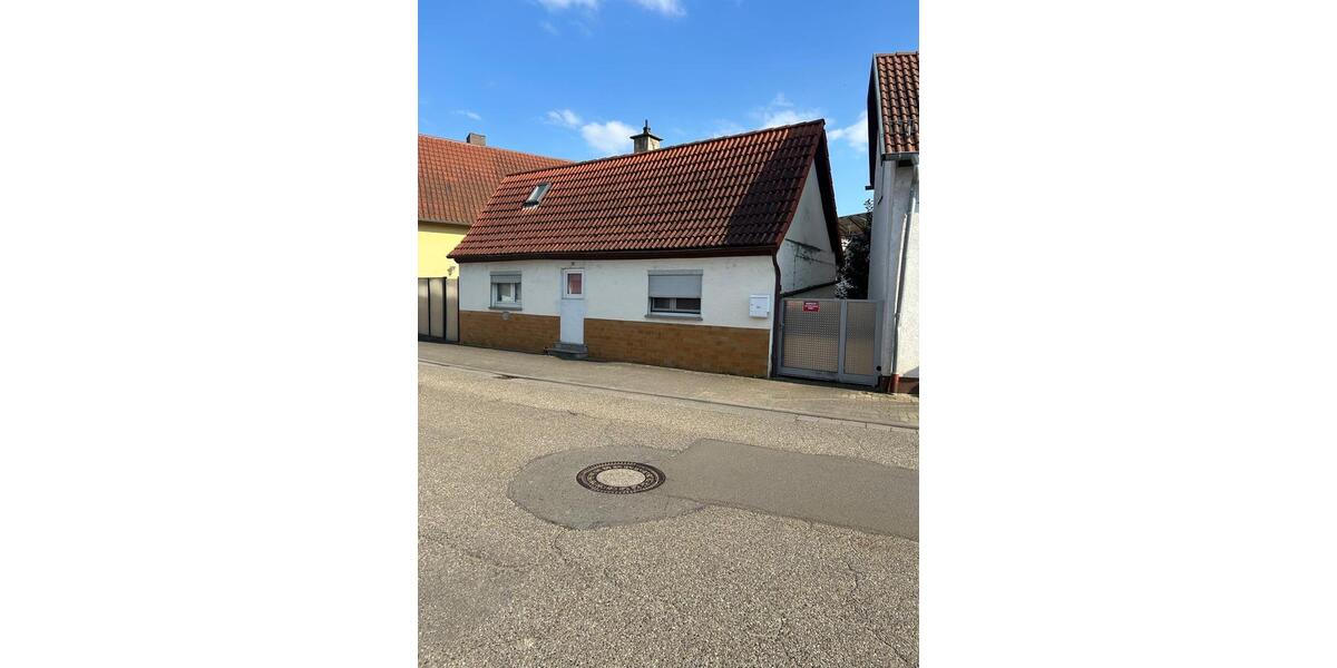 Einfamilienhaus Hördt - 3 Zimmer, 70 m&sup2;, 950&euro; | Angebot:25783472