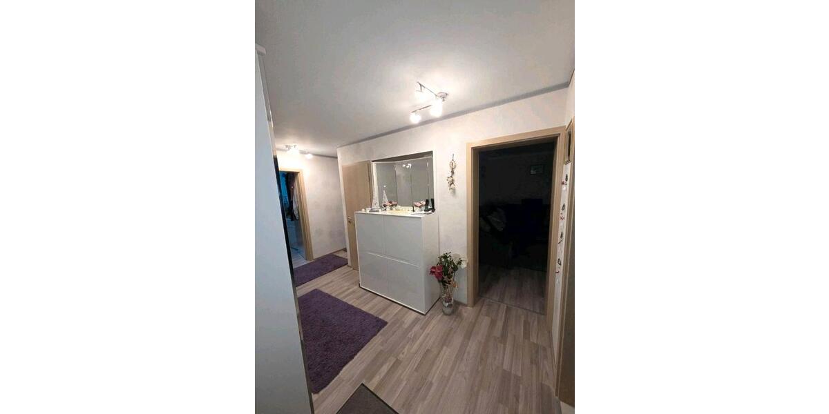 Etagenwohnung Pforzheim Eutingen - 3.5 Zimmer, 84 m&sup2;, 270.000&euro; | Angebot:24964356