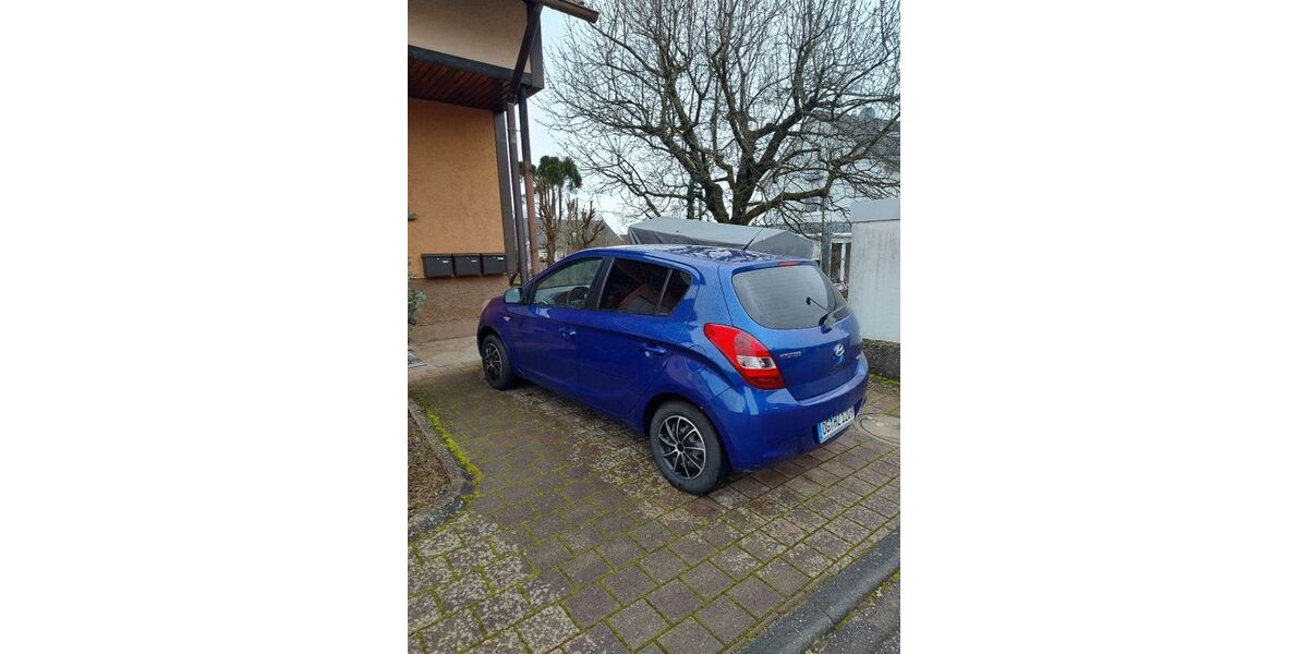 Hyundai i20 230.000 km 1.500 &euro; Kuppenheim 76456